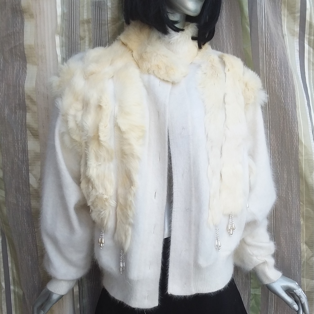 Medium Sweater Off White Angora Soft Vintage! - Picture 2 of 7